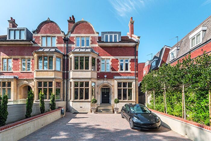 7 Bedroom Semi-detached House For Sale In Rosslyn Hill, London, NW3