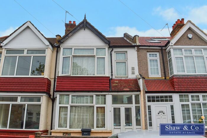 3 Bedroom Terraced House To Rent In The Everglades, Inwood Avenue, Hounslow TW3