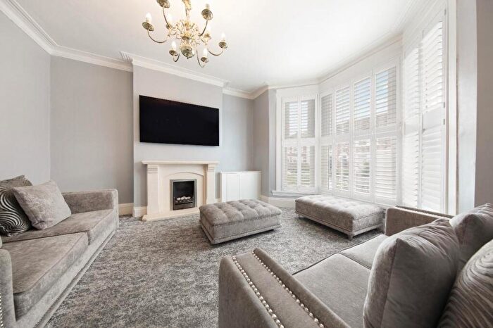 5 Bedroom Terraced House For Sale In Fordel Road, London, SE6