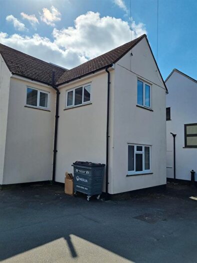 1 Bedroom Flat To Rent In Station Road, Borough Green, Sevenoaks, TN15