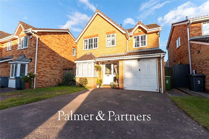 4 Bedroom Detached House For Sale In Rowan Close, Purdis Farm, Ipswich, Suffolk, IP3