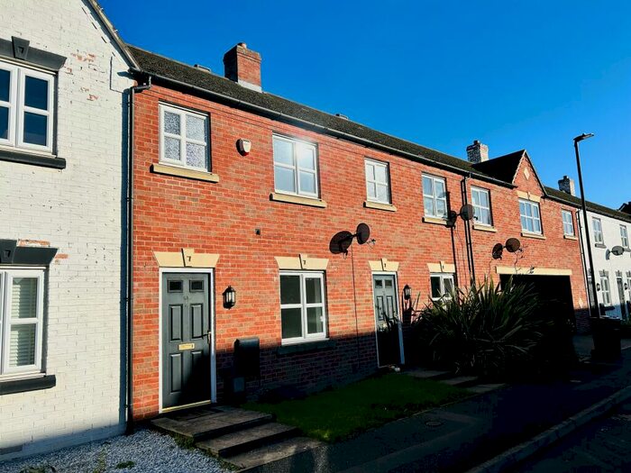 3 Bedroom Town House To Rent In Pacific Way, Derby, DE24