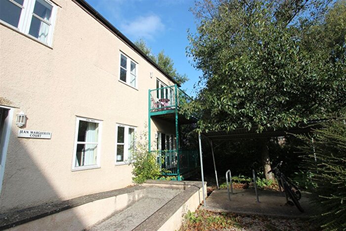3 Bedroom Flat To Rent In Brook Street, Oxford, OX1