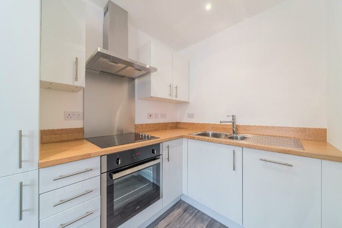 1 Bedroom Apartment To Rent In Queen Street, City Centre, Sheffield, S1