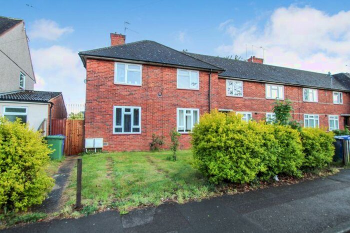 1 Bedroom Flat To Rent In Garron Lane, South Ockendon, RM15