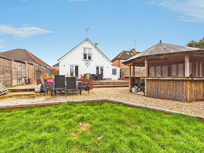 5 Bedroom Chalet For Sale In Hillside, Horsham, RH12