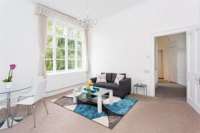 1 Bedroom Flat For Sale In Broadhurst Gardens, South Hampstead, NW6