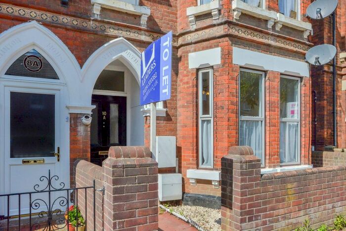 1 Bedroom Flat To Rent In Spenser Road, Bedford, MK40