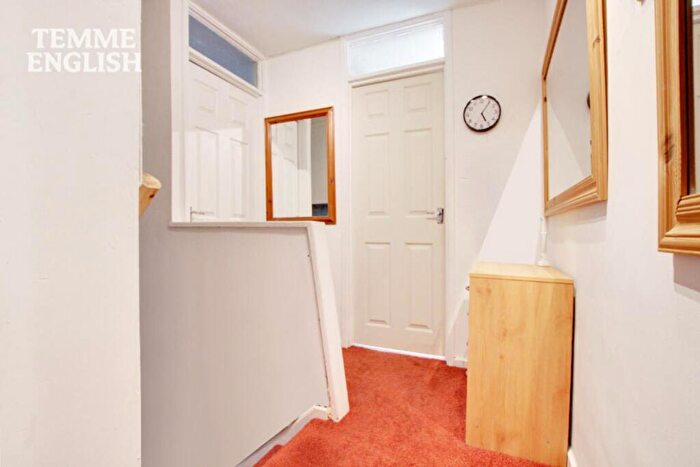 2 Bedroom Terraced House For Sale In Ballards Walk, Basildon, SS15