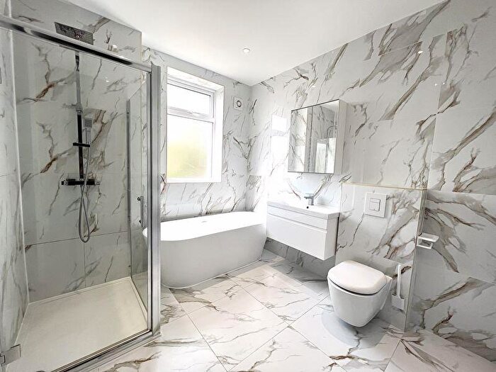 2 Bedroom Terraced House To Rent In Crawford Street, Manchester, M30