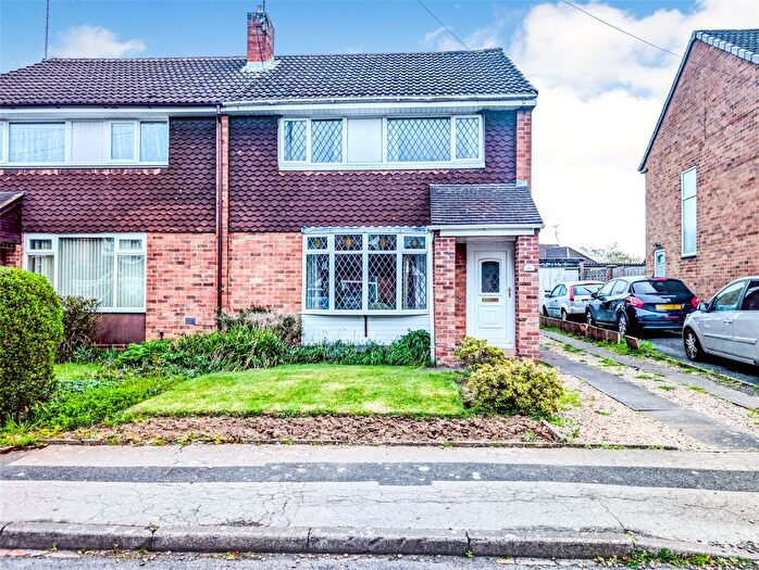 3 Bedroom Semi-detached House For Sale In Comberton Park Road, Kidderminster, Worcestershire, DY10