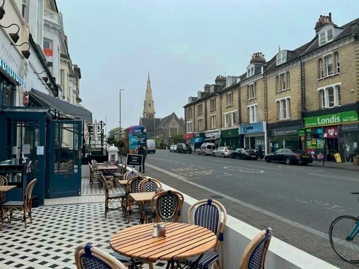 2 Bedroom Flat To Rent In Wilbury Road, Hove, BN3