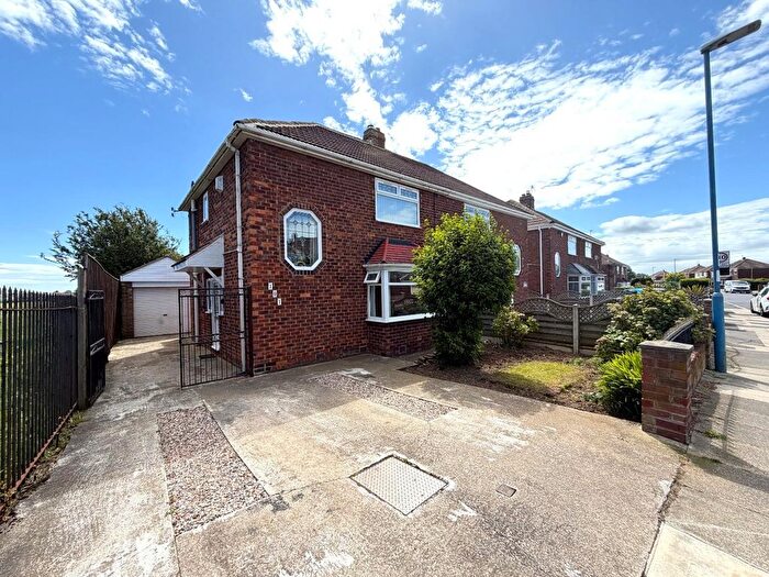 2 Bedroom Semi-Detached House For Sale In Kingsley Avenue, Hartlepool, TS25