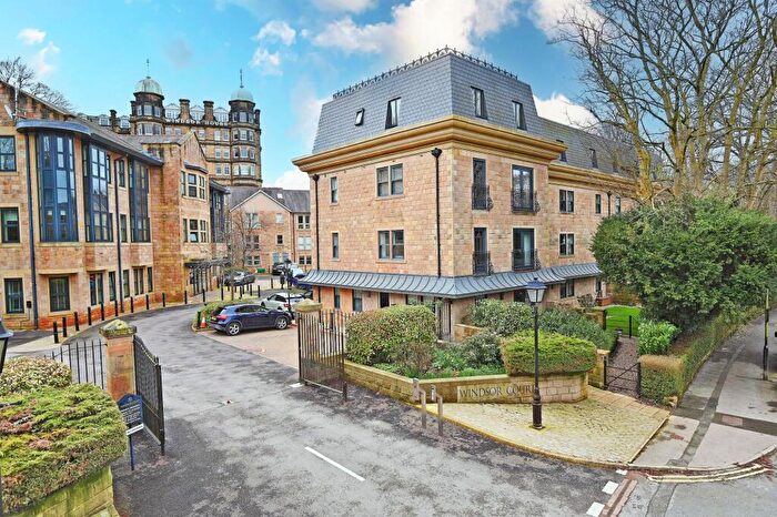 3 Bedroom Penthouse For Sale In Clarence Drive, Harrogate, HG1