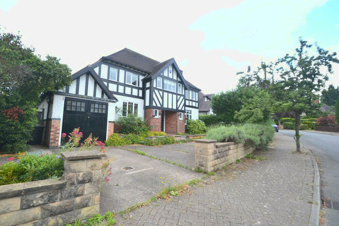 4 Bedroom Detached House To Rent In Middleton Crescent, Beeston, NG9