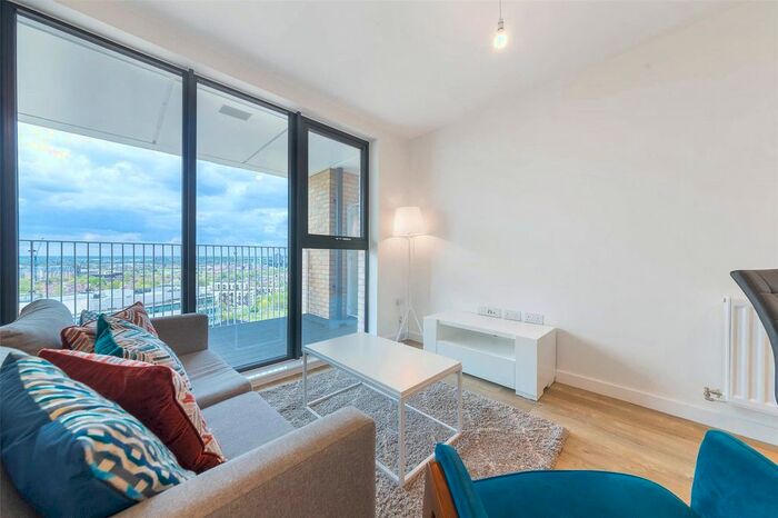 2 Bedroom Flat To Rent In Baronet House, Lakeside Drive, Regency Heights, London, NW10