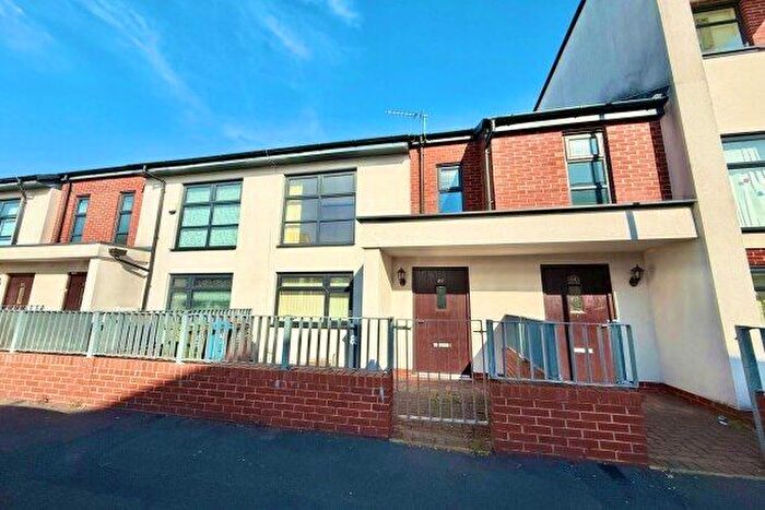 3 Bedroom Terraced House To Rent In Bilsborrow Road, Manchester, M14