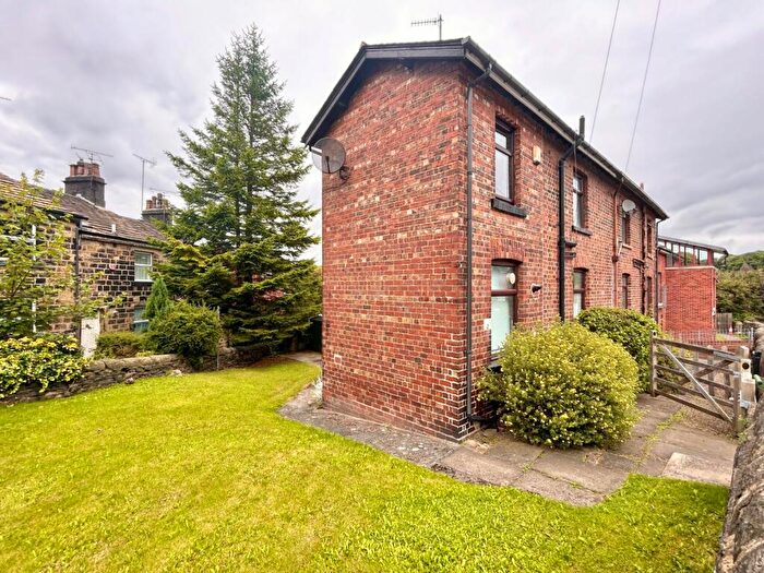 2 Bedroom End Of Terrace House To Rent In Railway Cottages, Kirkstall Lane, Kirkstall, Leeds, LS5