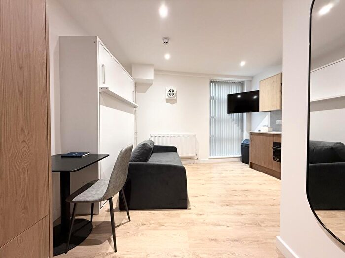 Studio To Rent In Park Road, Studio, Peterborough, PE1