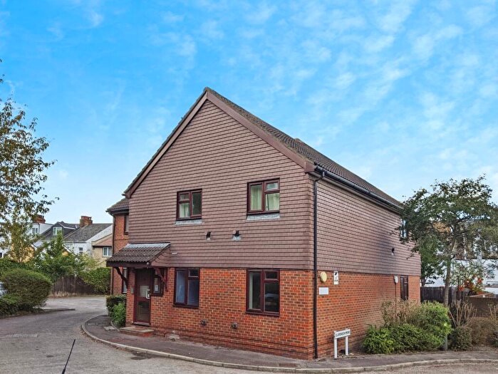 1 Bedroom Apartment To Rent In Clarendon Road, Wallington, SM6