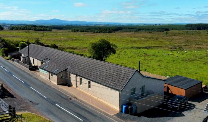 3 Bedroom Semi-Detached Bungalow For Sale In Climpy Road, Forth, ML11