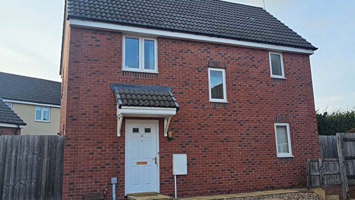 3 Bedroom Detached House For Sale In Oatlands, Swindon, SN5