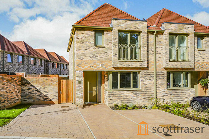 3 Bedroom Semi-Detached House To Rent In Mc Leann Drive, Headington, OX3