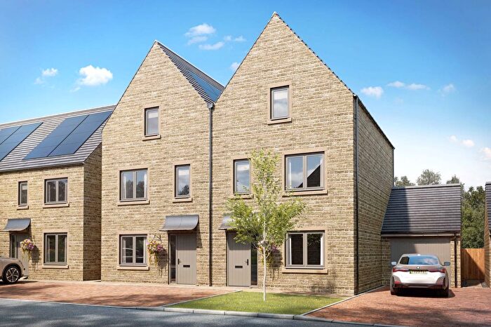 4 Bedroom Semi-Detached House For Sale In The Limes, Tetbury, GL8