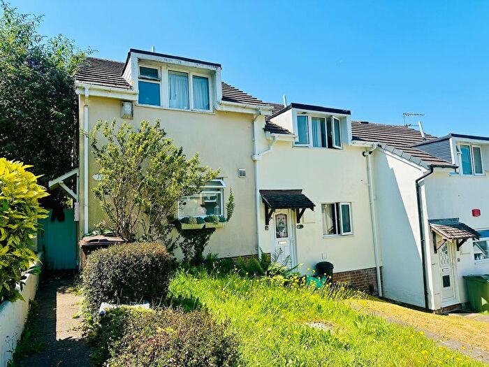 2 Bedroom End Terrace House For Sale In Lake View Close, Holly Park, Plymouth, PL5