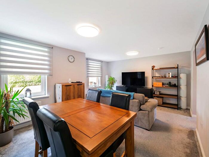2 Bedroom Flat For Sale In Cyril Crescent, Paisley, Renfrewshire, PA1