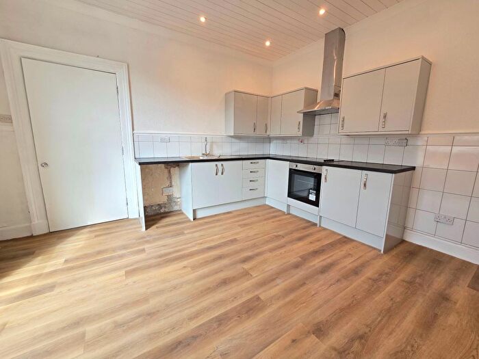 2 Bedroom Maisonette To Rent In A Westborough, Scarborough, YO11