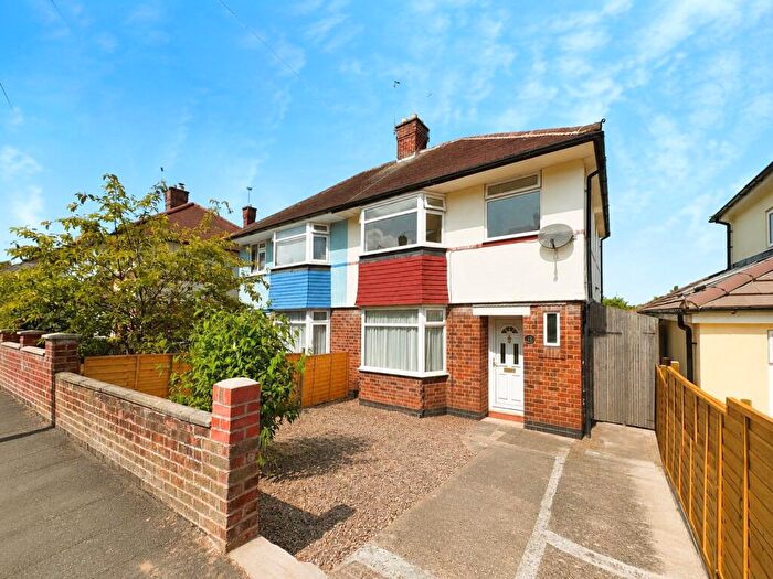 3 Bedroom Semi-Detached House For Sale In Avenue Road, Sileby, Loughborough, LE12