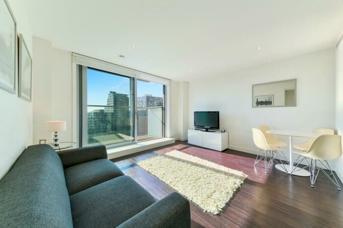 1 Bedroom Apartment To Rent In East Tower, Pan Peninsula, Canary Wharf, E14