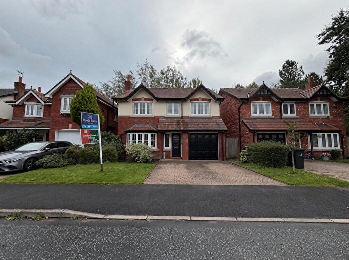 4 Bedroom House To Rent In Kingsbury Drive, Wilmslow, SK9