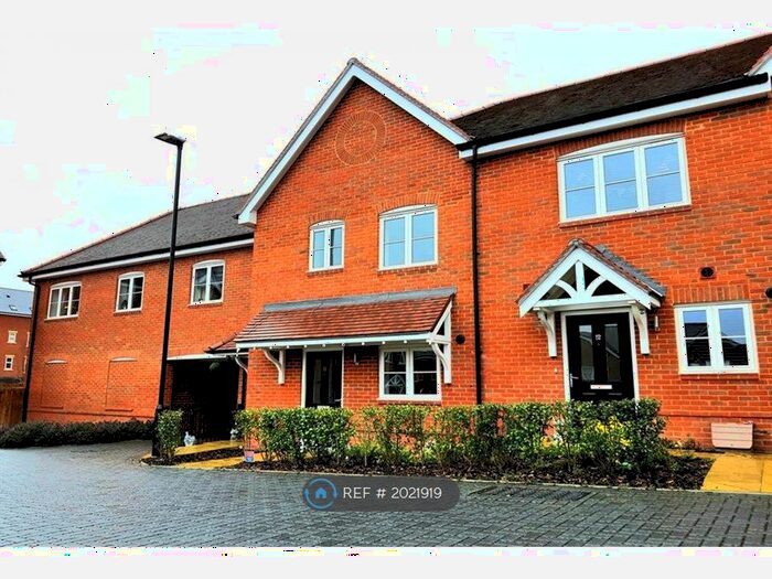 3 Bedroom Terraced House To Rent In Baird Close, Wellesley, Aldershot, GU11
