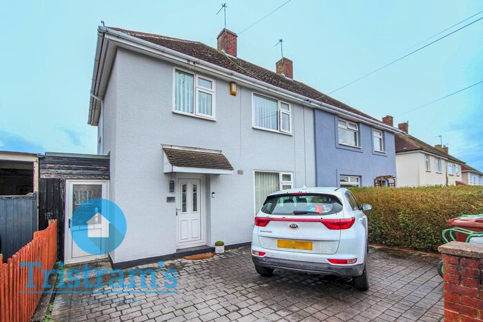 3 Bedroom Semi-Detached House To Rent In Birchover Road, Nottingham, NG8