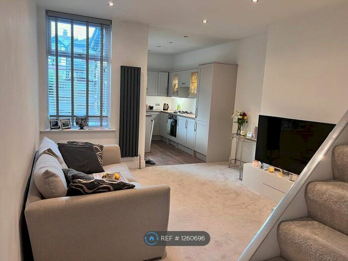 2 Bedroom Terraced House To Rent In Cecil Street, Harrogate HG1