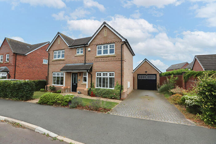 3 Bedroom Detached House For Sale In St. Peters Drive, Preston, PR4