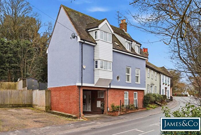 5 Bedroom Detached House For Sale In Stortford Road, Dunmow, CM6