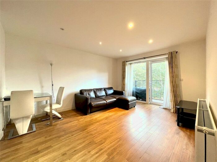 1 Bedroom Flat To Rent In Stanmore Place, Stanmore, Middlesex, HA7