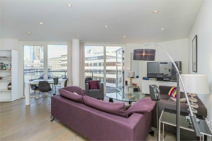 3 Bedroom Flat To Rent In Worcester Point, Central Street, London, EC1V