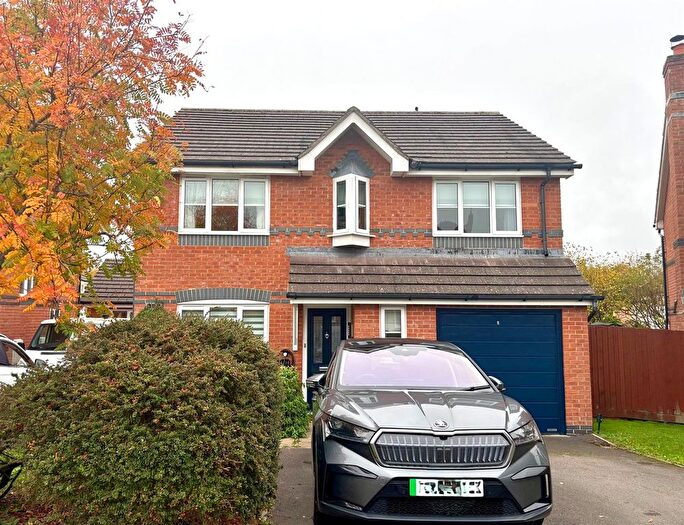4 Bedroom Detached House For Sale In Salter Close, Trowbridge, BA14