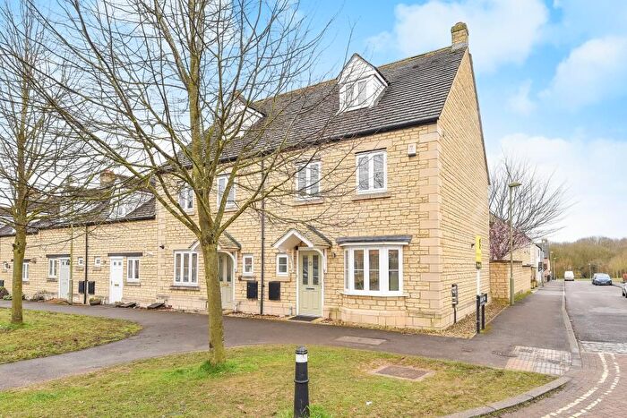 4 Bedroom End Of Terrace House To Rent In Shilton Park, Carterton, OX18