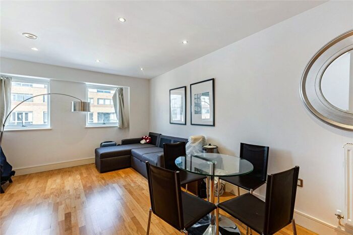 1 Bedroom Flat To Rent In Jubilee Court, Victoria Parade, London, SE10