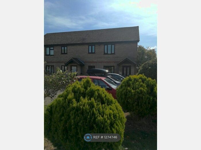 2 Bedroom Flat To Rent In Seaman Avenue, Saxmundham IP17