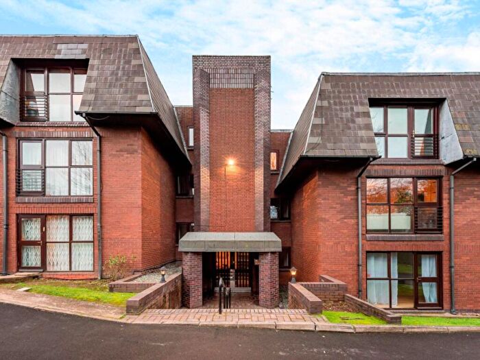 2 Bedroom Flat To Rent In Broadhurst Avenue, Edgware, HA8