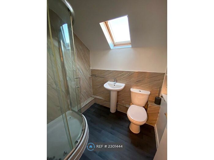 5 Bedroom Maisonette To Rent In Meldon Terrace, Newcastle Upon Tyne, NE6