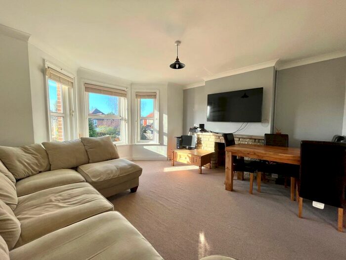 3 Bedroom Maisonette To Rent In Stewart Road, Charminster, BH8