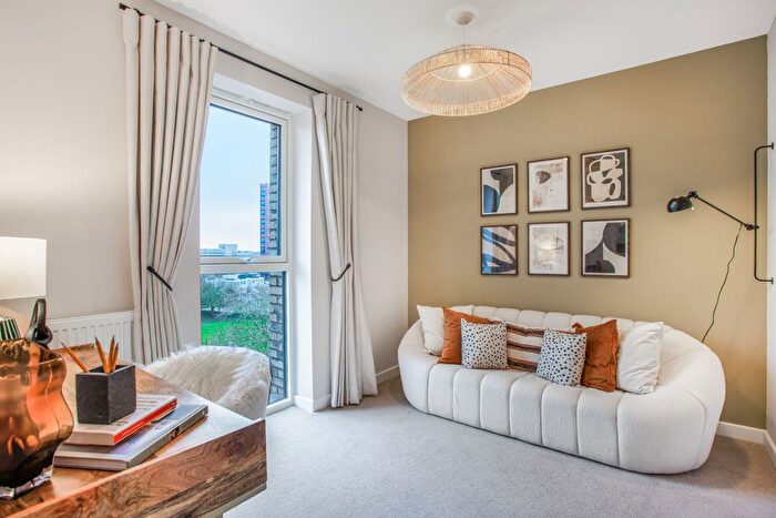 1 Bedroom Flat For Sale In Abbey Road, Barking, IG11