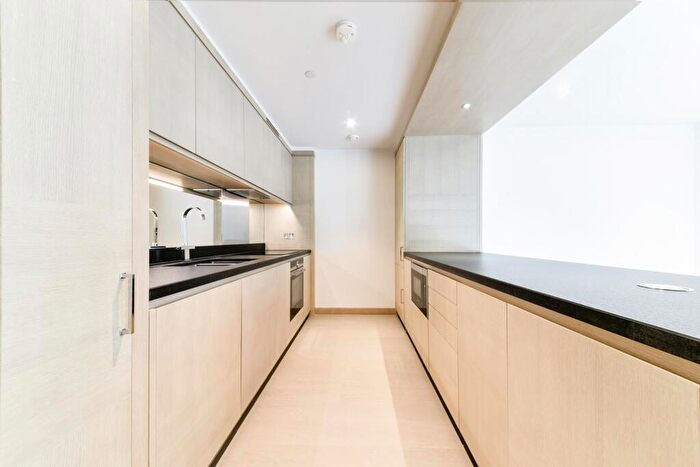 1 Bedroom Apartment To Rent In Legacy Building, Embassy Gardens, London, SW11